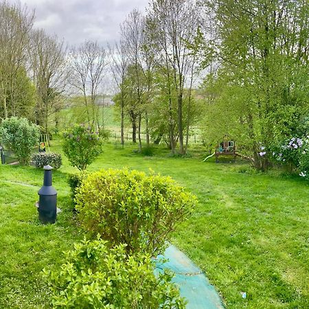 La Villa Des Demoiselles Bourg-Achard Exteriör bild