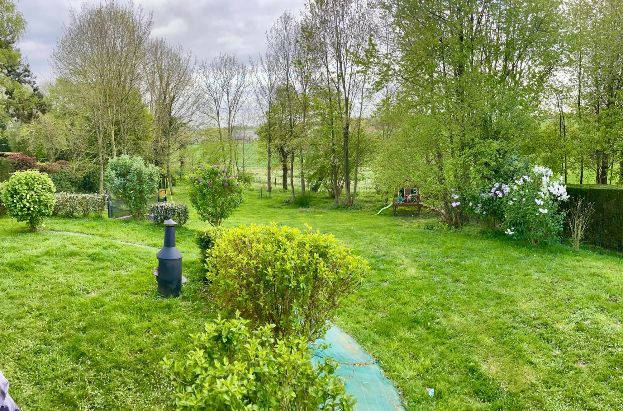 La Villa Des Demoiselles Bourg-Achard Exteriör bild